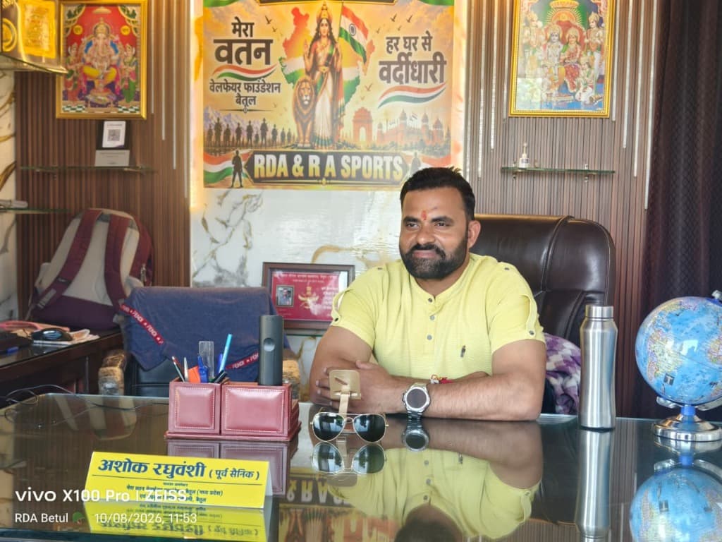Mera Watan Welfare Foundation Founder Ashok Raghuvanshi (Ex-Army)